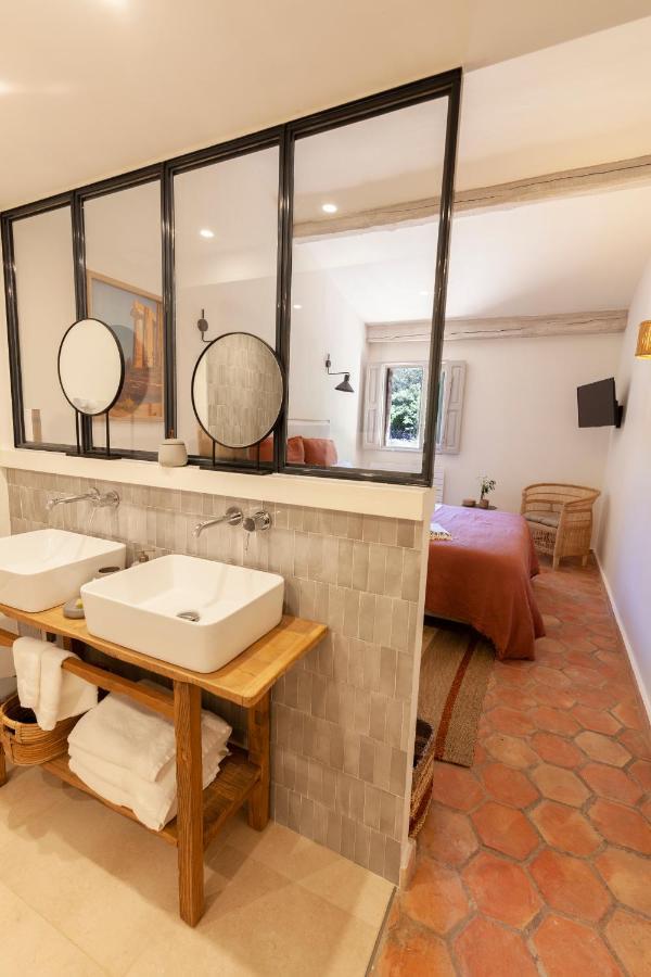 Domaine De La Xavoliere Hotel Saint-Cezaire-sur-Siagne ภายนอก รูปภาพ