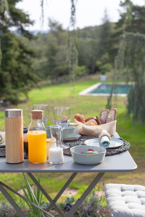 Domaine De La Xavoliere Hotel Saint-Cezaire-sur-Siagne ภายนอก รูปภาพ